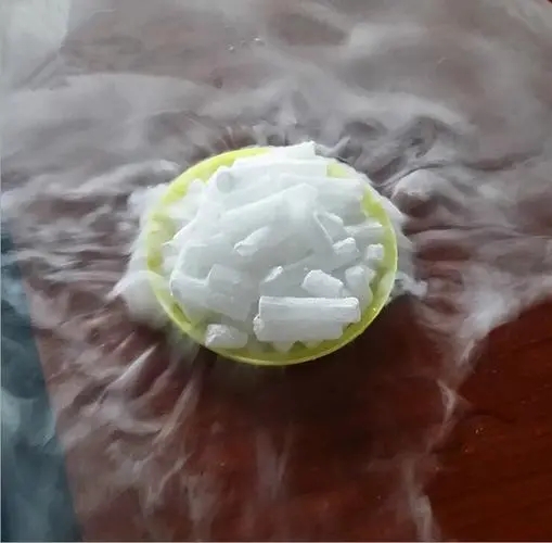 干冰是如何做出舞台烟雾效果的,滁州干冰供应